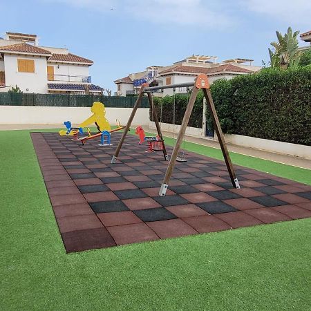 Apartamento Con Terraza Y Piscina A 300M De Playa 베라 외부 사진