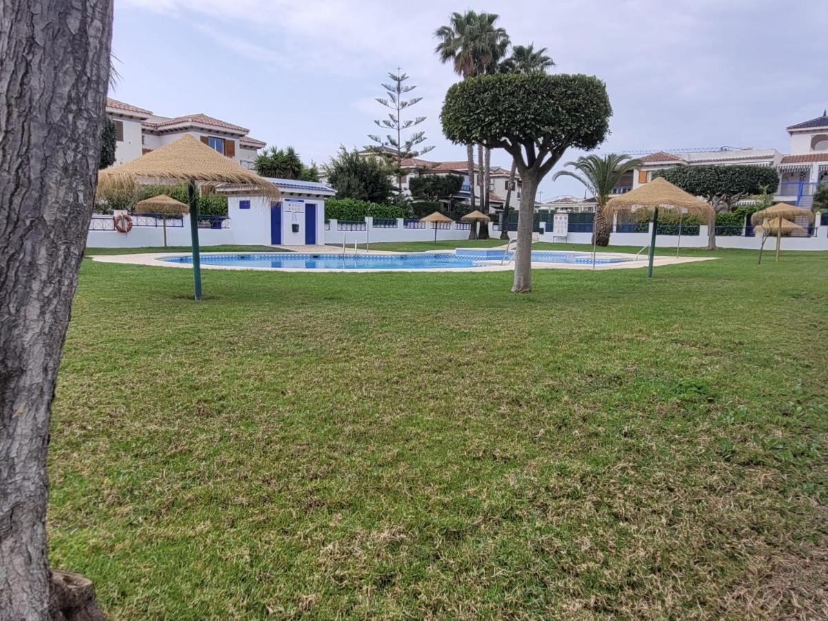 Apartamento Con Terraza Y Piscina A 300M De Playa 베라 외부 사진